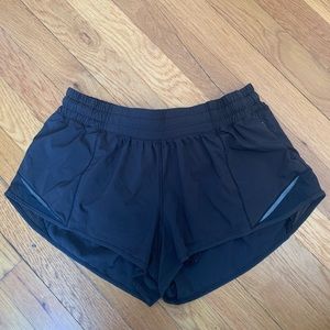 Lululemon hotty hot shorts
